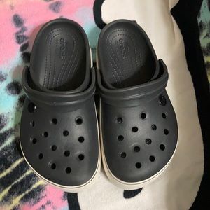 Used crocs sz 3 j/m 5w. Platforms